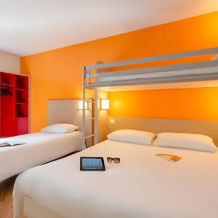 Hotel Eco La Rochelle Centre Les Minimes Exterior photo